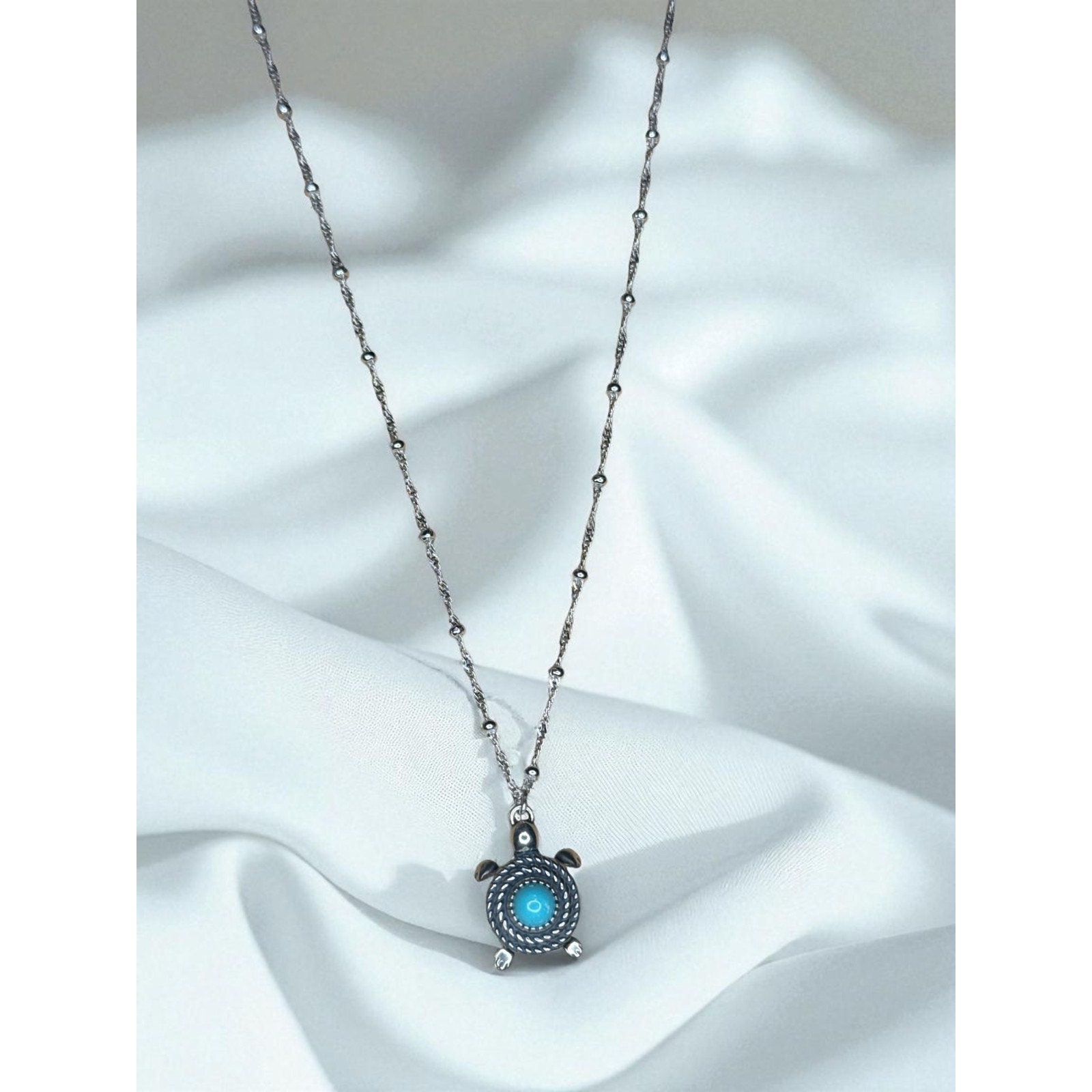 Sterling Silver Turquoise Turtle Charm Necklace 1 Carat Textured Chain Chic 99$